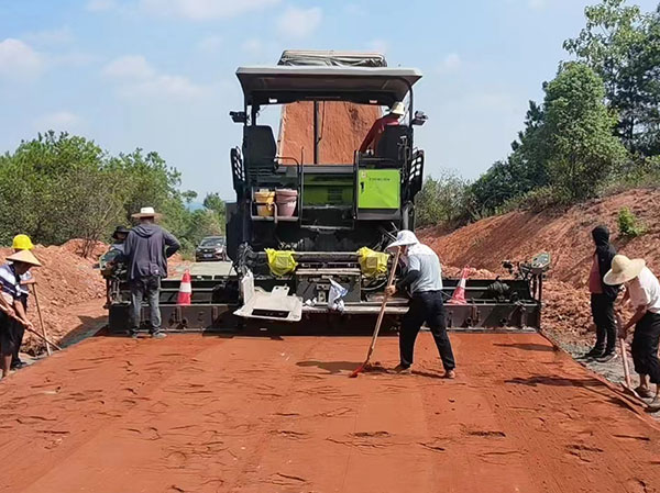 土壤固化劑操作過程圖